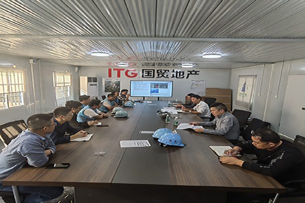 江蘇宏嘉公司總經(jīng)理葉明武同志率隊(duì)參加廈門國貿(mào)項(xiàng)目、偉星項(xiàng)目及華潤項(xiàng)目建設(shè)單位組織召開的項(xiàng)目研討會(huì)